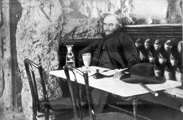 ポール ヴェルレーヌ の写真素材 イラスト素材 アマナイメージズ