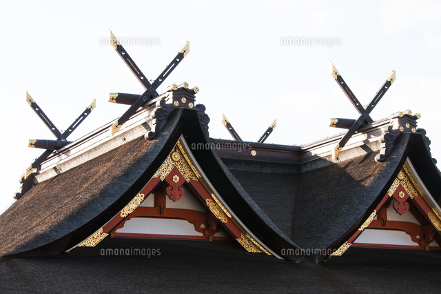 吉備津神社本殿の千木 の写真素材 イラスト素材 アマナイメージズ