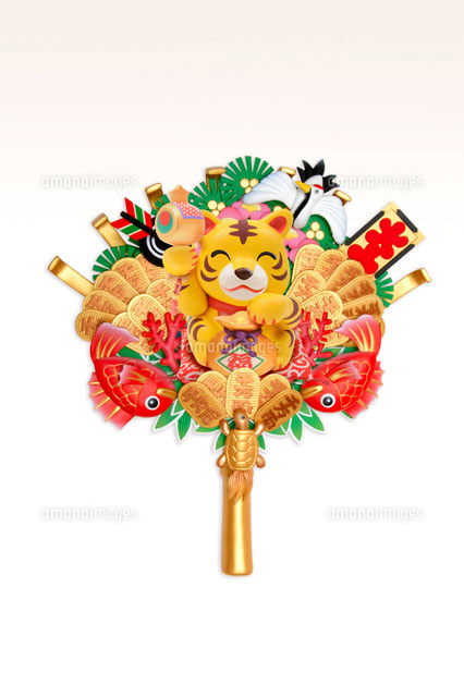 招き寅の熊手 の写真素材 イラスト素材 アマナイメージズ