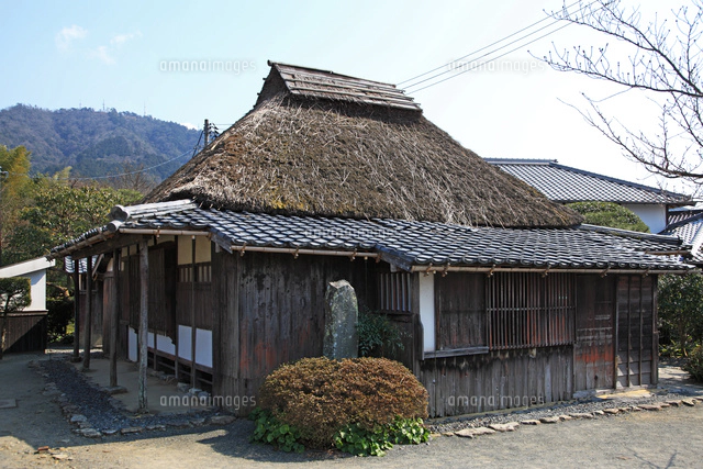 山口県 萩市 伊藤博文旧宅にある伊藤博文像[22585003769]の写真
