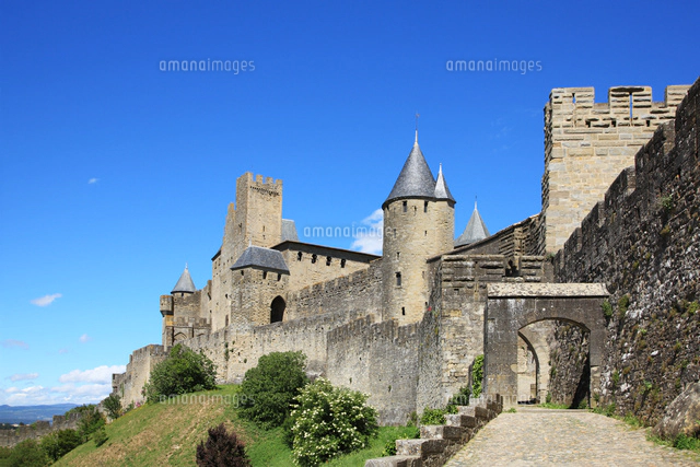 フランス 歴史的城塞都市カルカッソンヌ[22585004054]の写真・イラスト