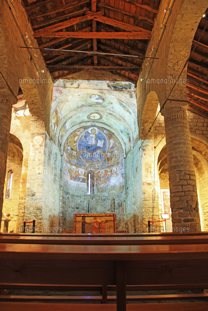 スペイン ボイ渓谷のカタルーニャ風ロマネスク様式教会群 サン