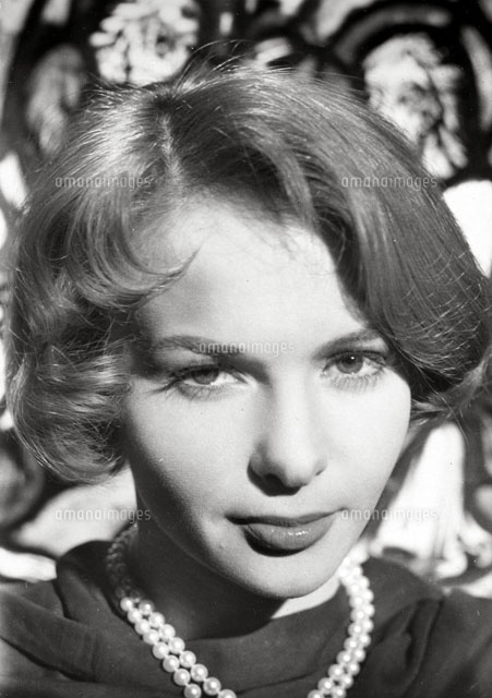 フランソワーズ・アルヌール[22861001387]の写真・イラスト素材