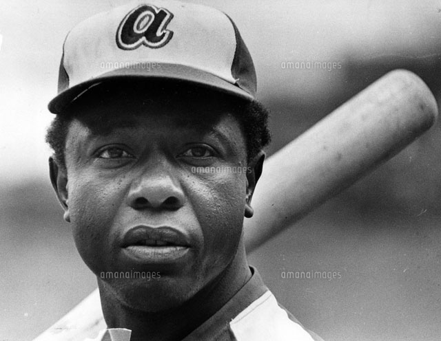 ハンク・アーロン直筆サイン入り超大型写真…Hank Aaron … Amazon.co.jp: アメリカの野球の殿堂…ハンクアーロン直筆サイン