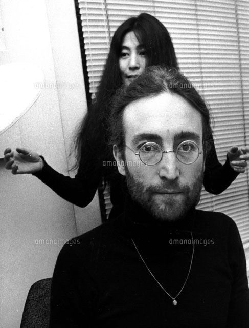 ジョン・レノン[22861002214]の写真・イラスト素材｜アマナイメージズ