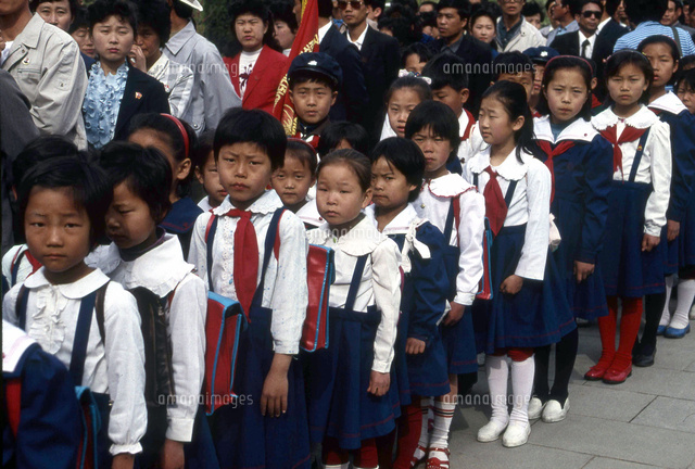 1992年 北朝鮮 平壌 学生 の写真素材 イラスト素材 アマナイメージズ