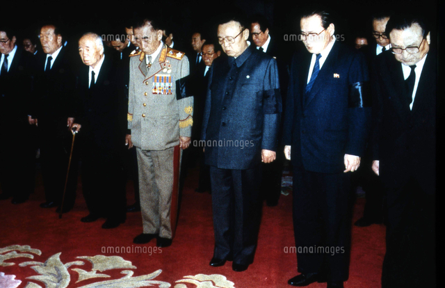 北朝鮮 金日成葬儀 の写真素材 イラスト素材 アマナイメージズ