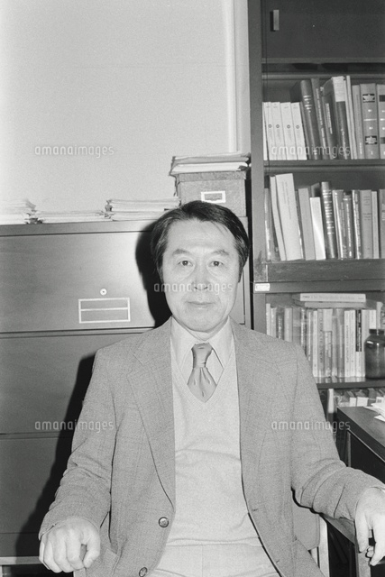 物理学者 南部陽一郎 ノーベル物理学賞受賞者[23007002351]の写真