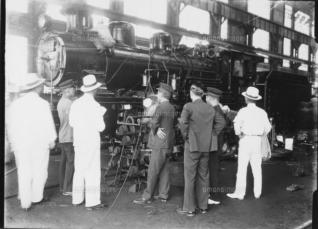 社会見学」 国鉄大宮工場[23007007471]の写真・イラスト素材｜アマナ