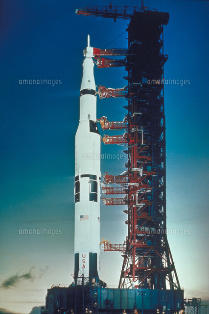 サターン5型ロケット[23018051232]の写真・イラスト素材