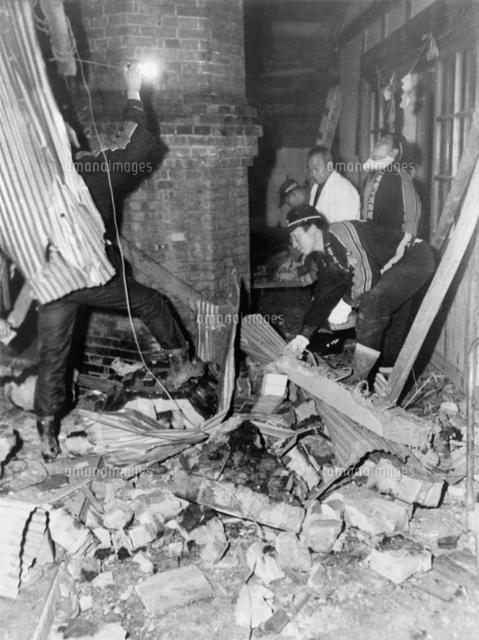 松代群発地震 地震で崩れ落ちた煙突＝1966（昭和41）年4月5日