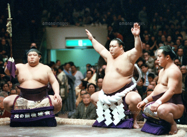 土俵入りをする横綱大鵬＝蔵前国技館 画像サイズ：2894×2090ピクセル