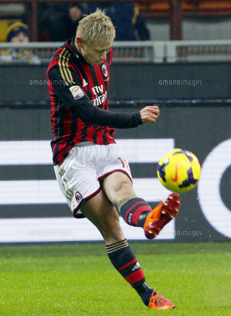 本田圭佑、ACミランでリーグ戦初先発 攻め込む本田 画像サイズ：885