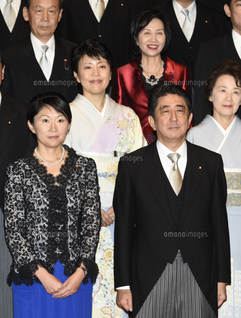 第2次安倍改造内閣 安倍晋三首相と女性閣僚 【要事前申請（TV番組