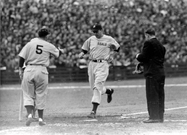 1949年 インドのネール首相から贈られた象「インディラ