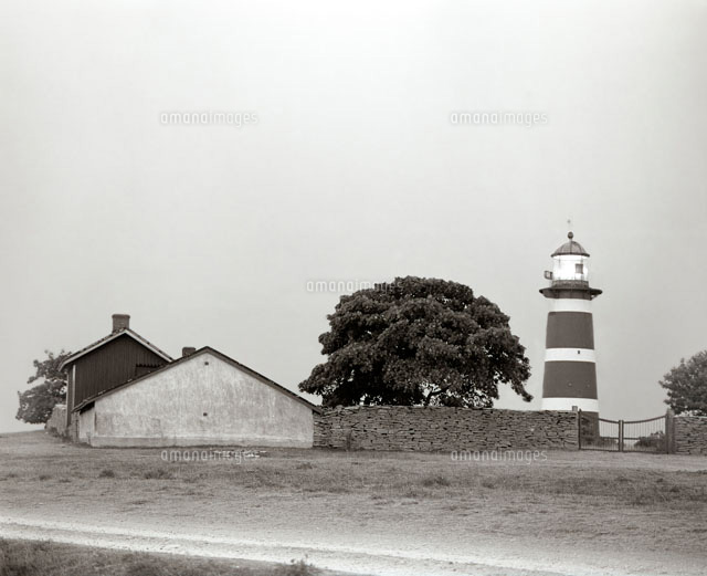 灯台のある風景 の写真素材 イラスト素材 アマナイメージズ
