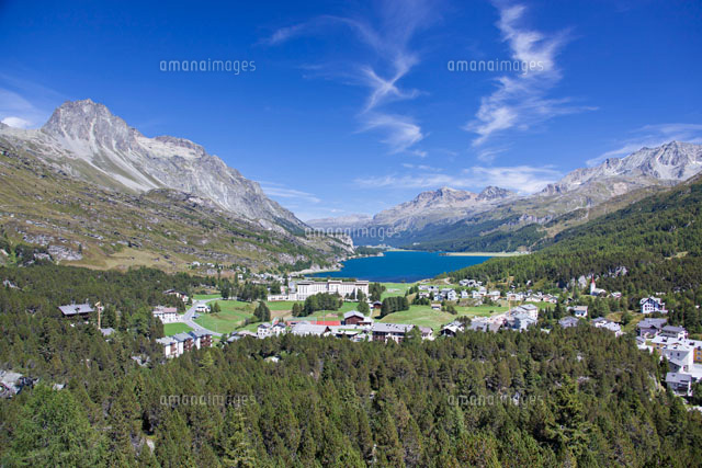 シルス湖[25041024426]の写真素材・イラスト素材｜アマナイメージズ