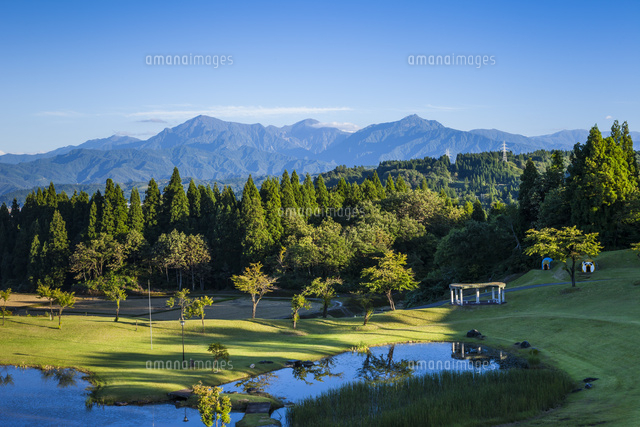 川口きずな館より越後三山[25041030447]の写真素材・イラスト素材 