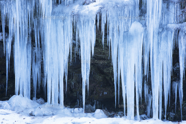 三十槌の氷柱 の写真素材 イラスト素材 アマナイメージズ