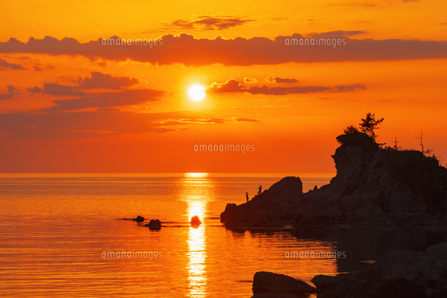夕日ヶ浦 の写真素材 イラスト素材 アマナイメージズ