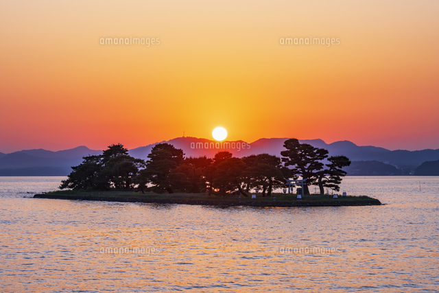 「宍道湖」掛軸　美品　日本画 風景画 島根県、宍道湖 宍道湖夕景[25053024155]の写真・イラスト素材｜アマナイメージズ