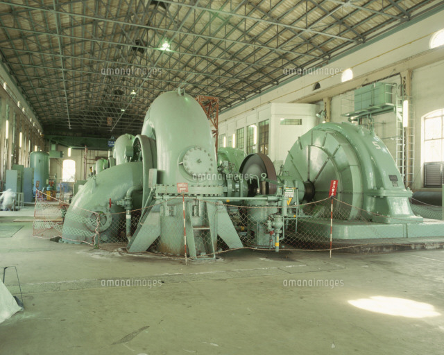 水力発電所内の水車 の写真素材 イラスト素材 アマナイメージズ