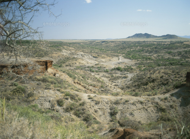 オルドバイ渓谷 の写真素材 イラスト素材 アマナイメージズ