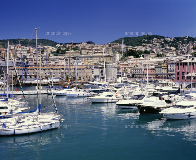 ジェノヴァ港[25121025012]の写真・イラスト素材｜アマナイメージズ