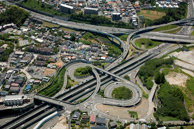 藤塚icと新保土ヶ谷ic の写真素材 イラスト素材 アマナイメージズ