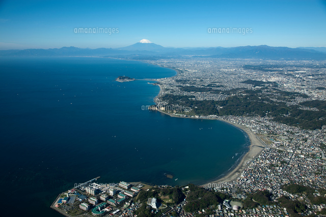 鎌倉海岸（由比ガ浜,材木座海岸）より江ノ島、富士山[25397009682]の