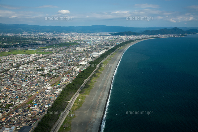 千本松原 原駅周辺より沼津方面 の写真素材 イラスト素材 アマナイメージズ