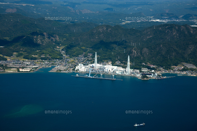 安芸長浜駅と 電源開発竹原火力発電所 空撮 の写真素材 イラスト素材 アマナイメージズ