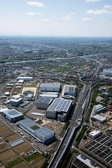 三郷物流 配送センター倉庫群と三郷jct周辺 の写真素材 イラスト素材 アマナイメージズ