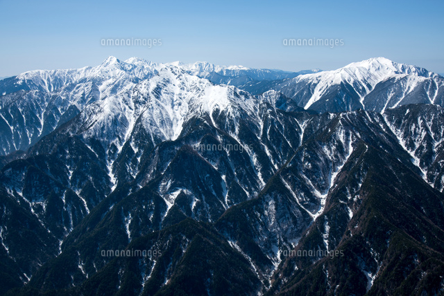 明石山脈の山並み 甲斐駒ヶ岳 北岳 塩見岳方面 の写真素材 イラスト素材 アマナイメージズ