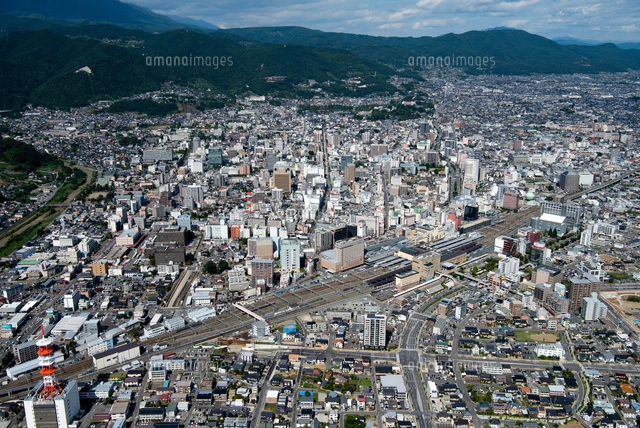 長野駅と長野市街地[25397017602]の写真・イラスト素材｜アマナ