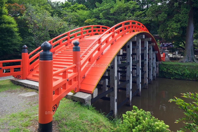 丹生都比売神社 太鼓橋 の写真素材 イラスト素材 アマナイメージズ