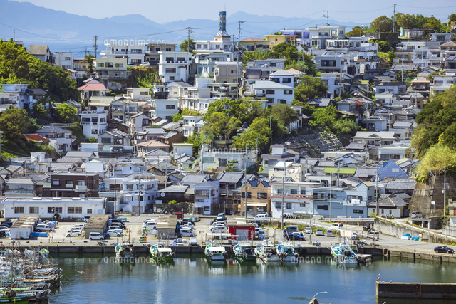 雑賀崎漁港と集落[25488046483]の写真・イラスト素材｜アマナ