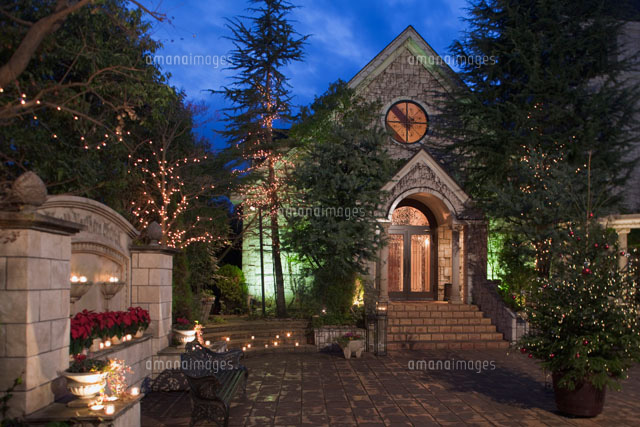 京都ノーザンチャーチ北山教会イルミネーション 25516029728 の写真素材 イラスト素材 アマナイメージズ