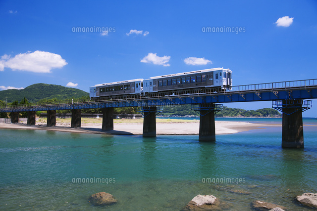 日南線 観光特急列車 海幸山幸 大堂津～南郷[25516039550]の写真