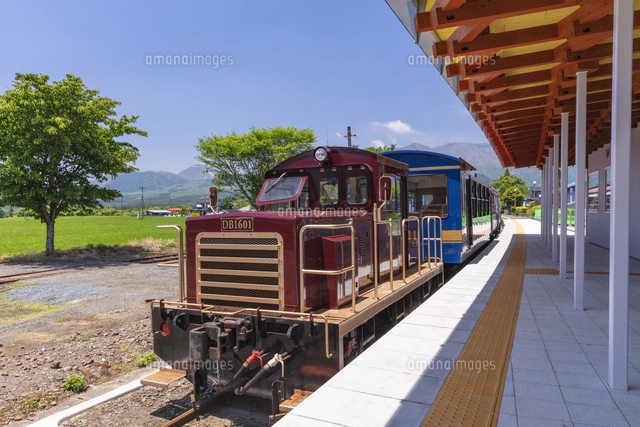 南阿蘇鉄道 高森駅 トロッコ列車ゆうすげ号[25516066969]の写真