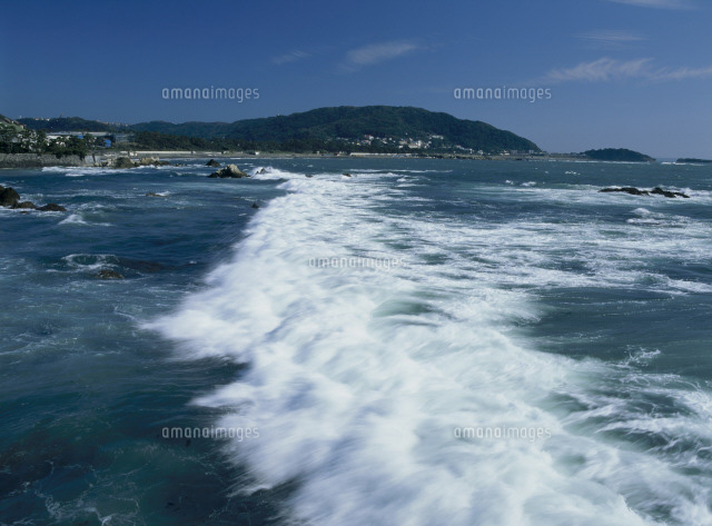 三ケ下海岸から一色海岸 25532001315 の写真素材 イラスト素材 アマナイメージズ