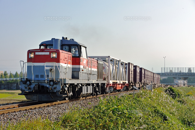 高山本線のde10牽引貨物列車 の写真素材 イラスト素材 アマナイメージズ 高山本線のde10牽引貨物列車 の写真素材 イラスト素材 アマナイメージズ