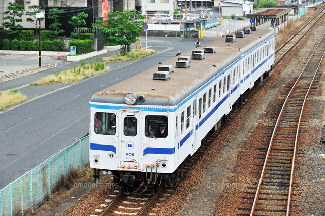 水島臨海鉄道のキハ20系普通気動車（自社色）[25668001695]の写真