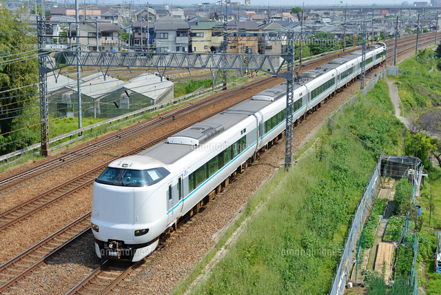東海道本線の287系特急くろしお[25668002519]の写真・イラスト