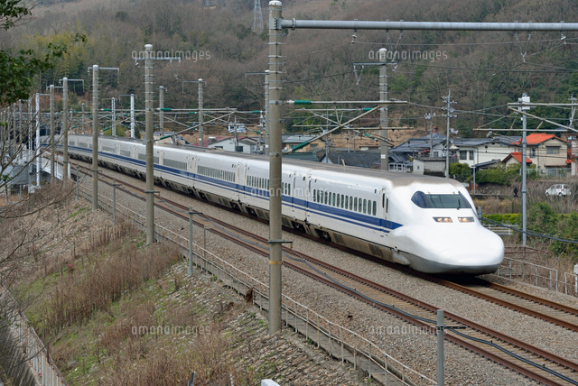 700系のぞみ の写真素材 イラスト素材 アマナイメージズ