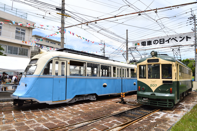 高知県 とさでん交通 198形外国電車（もとオスロ市電）と200形普通電車