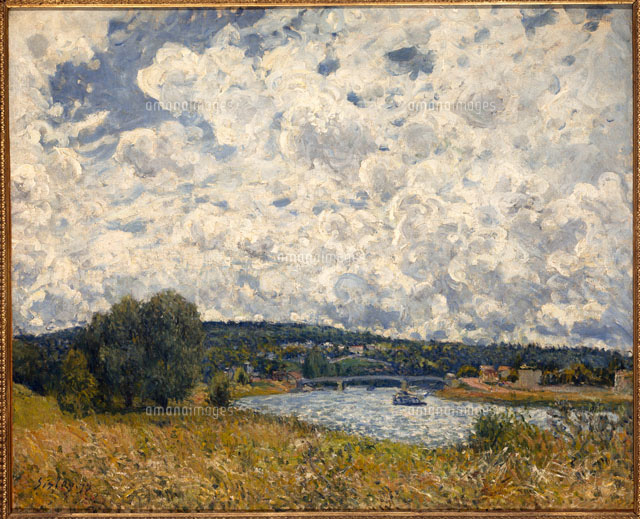 シュレーヌのセーヌ川[26004016463]の写真・イラスト素材｜アマナ