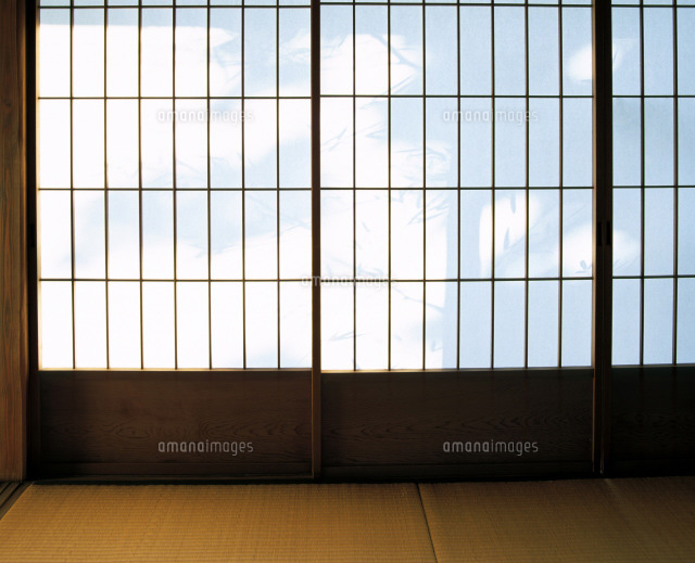 障子 の写真素材 イラスト素材 アマナイメージズ