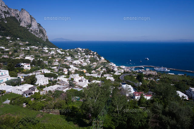 マリーナ グランデとティレニア海 の写真素材 イラスト素材 アマナイメージズ
