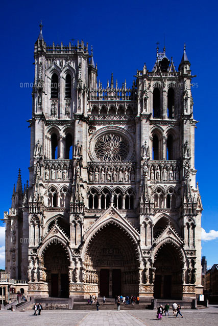 ノートルダム大聖堂の西正面[26095007141]の写真・イラスト素材